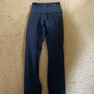 Wunder Under train high rise legging